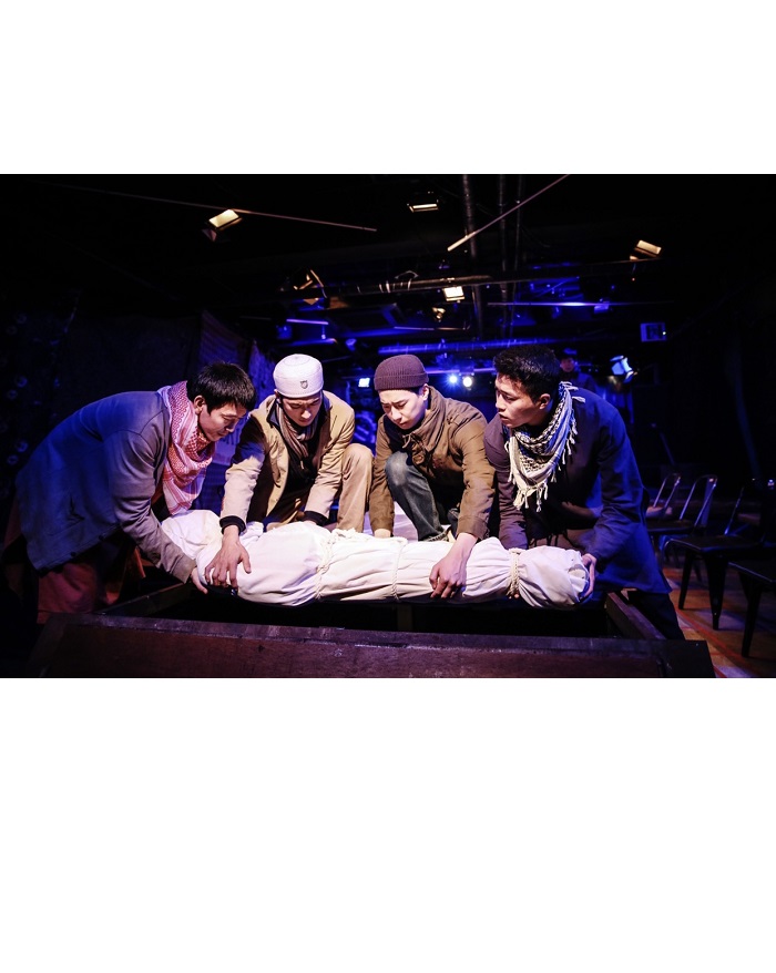 제42회 서울연극제 공식선정작 연극 < JUNGLE >