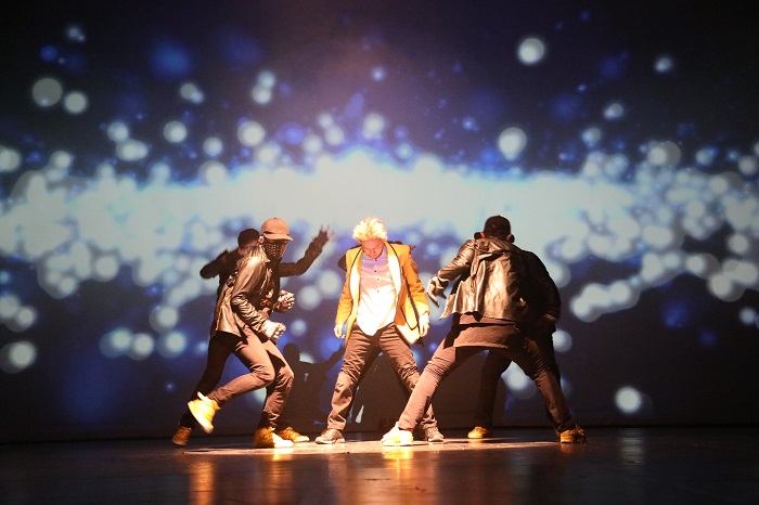 디스이즈잇 (THIS IS IT)