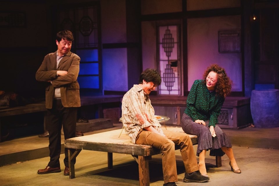 제39회 서울연극제 공식선정작_툇마루가 있는 집